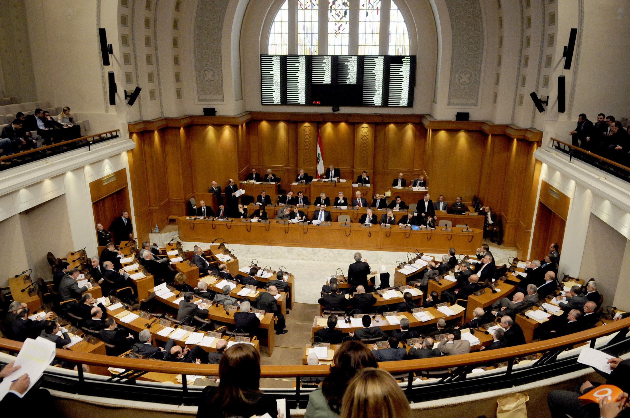 البرلمان اللبناني يفشل للمرة الثامنة في إنهاء الفراغ الرئاسي 