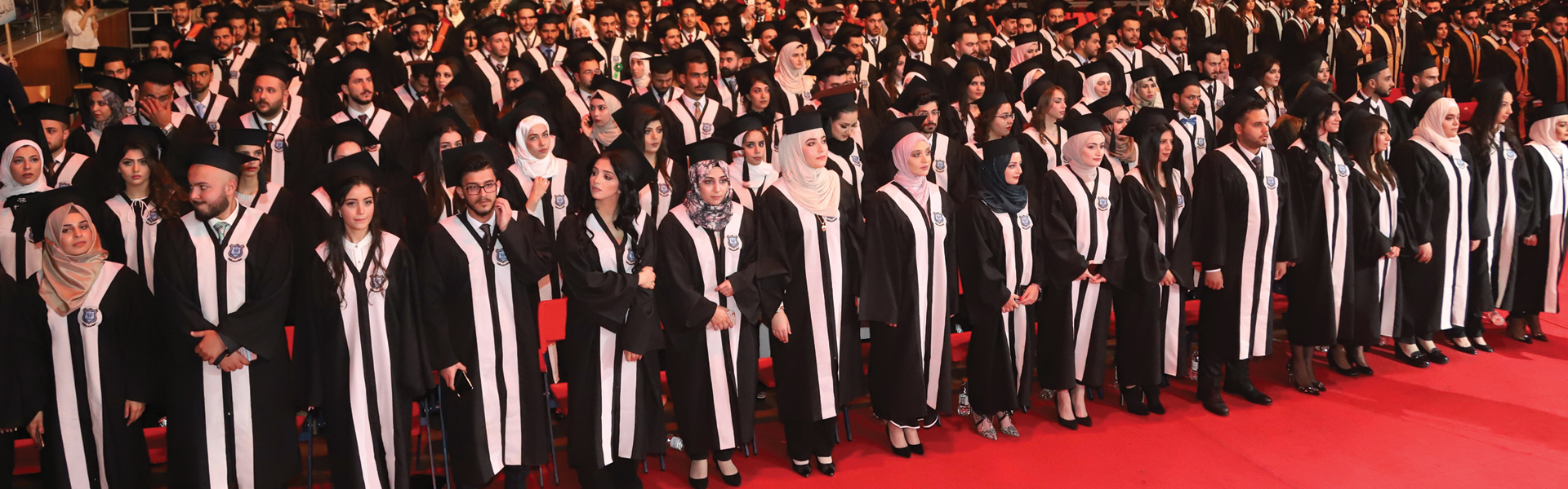وزيرة الثقافة ترعى أوبريت شعب واحد في جامعة عمان الأهلية