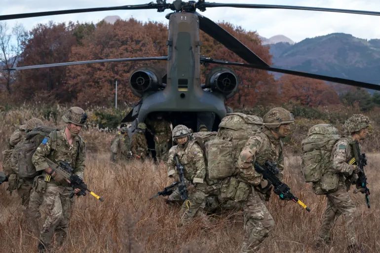 اليابان تكشف عن إستراتيجية دفاعية "غير مسبوقة" 