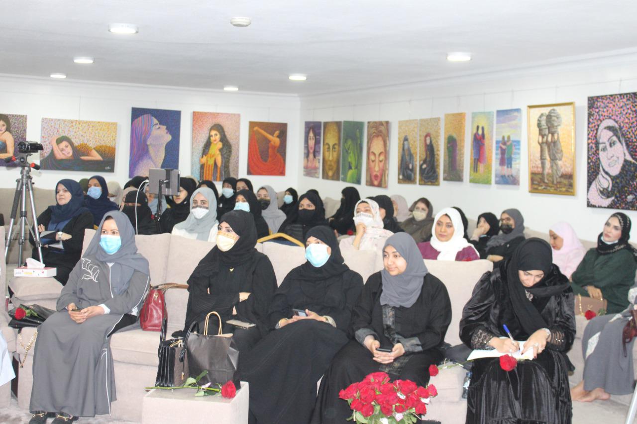 بمناسبة يوم المرأة العالمي العريض والجشي: المرأة السعودية أمامها الكثير من الفرص