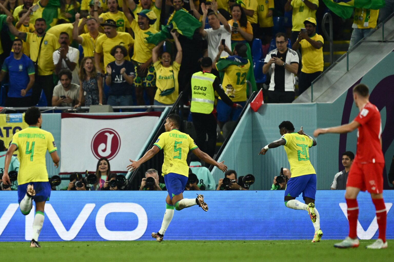 البرازيل تتاهل لدور الثمانية على حساب سويسرا والاراغوي تسقط أمام البرتغال