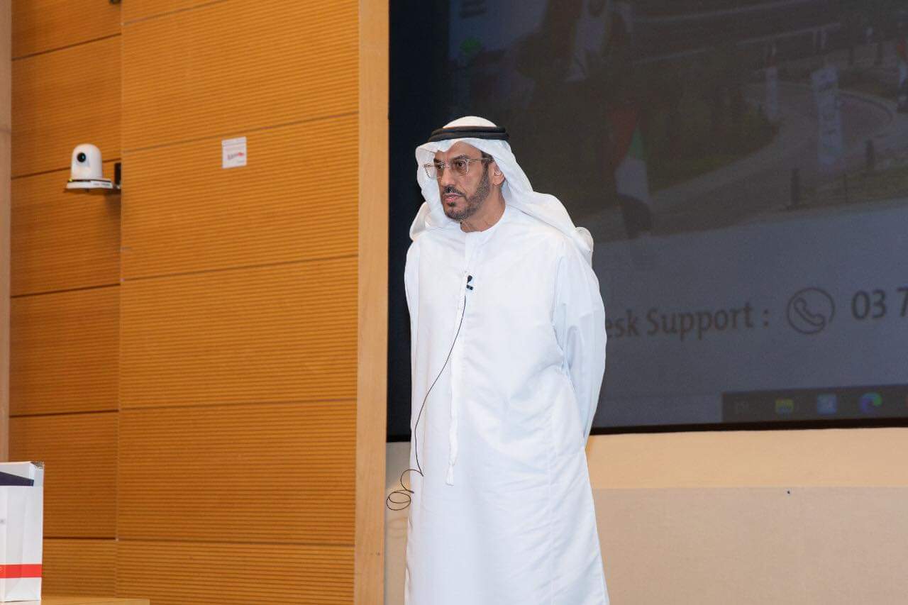 جامعة الإمارات تناقش أهمية "دور الإعلام في نشر ثقافة السفر والسياحة"