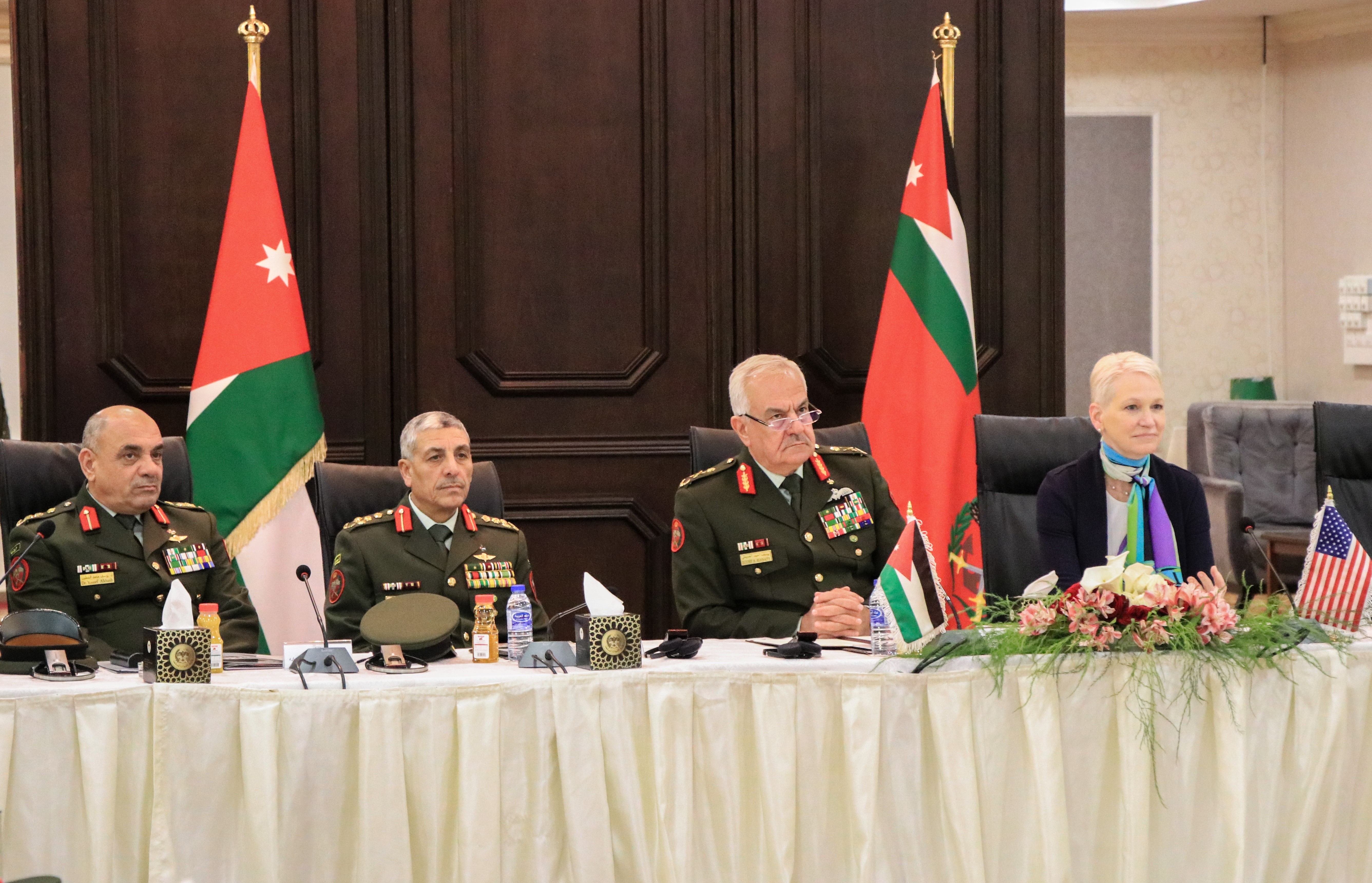 اللواء الركن الحنيطي يرعى اختتام اجتماعات اللجنة العسكرية الأردنية - الأمريكية