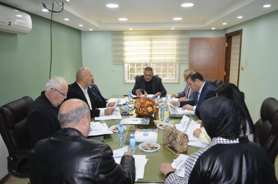 اجتماع المجلس الاستشاري لكلية الحقوق في جامعة عمان الأهلية  