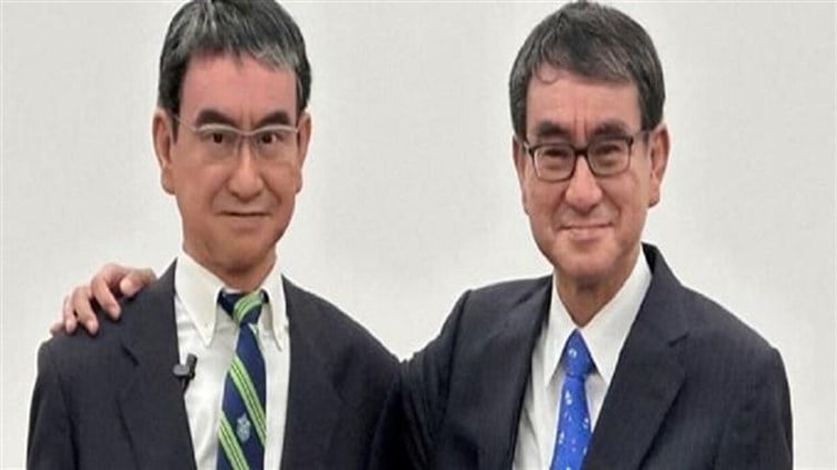 استنساخ وزير ياباني
